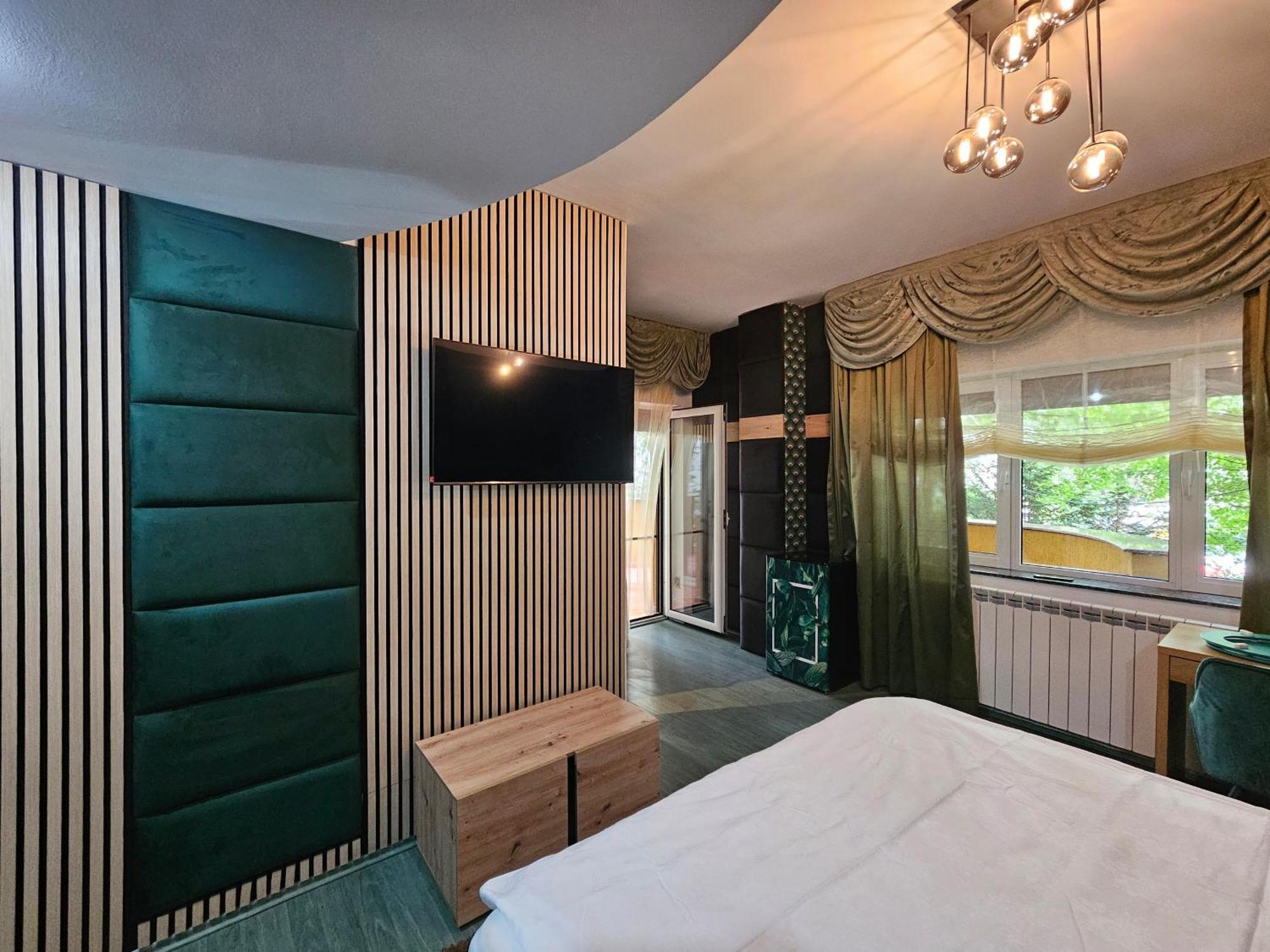Simple Villa Rooms National Arena Self Check In Букурещ Екстериор снимка