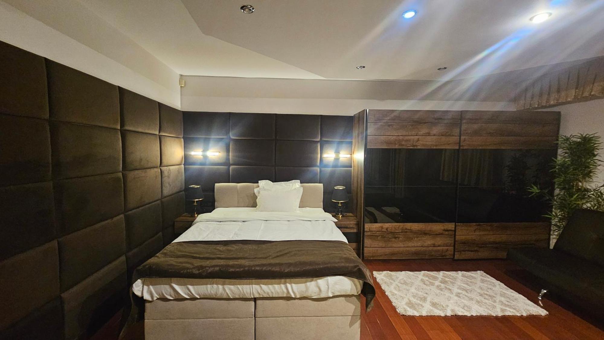 Simple Villa Rooms National Arena Self Check In Букурещ Екстериор снимка